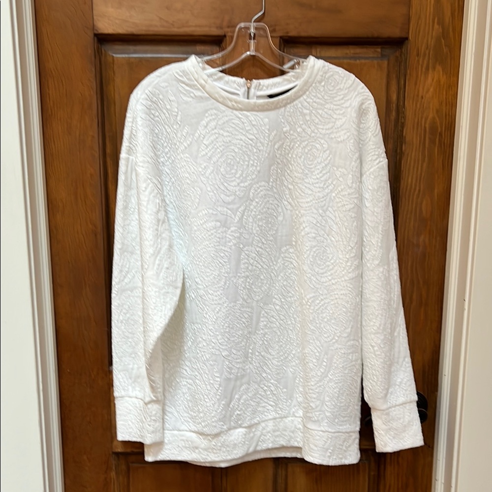 Banana Republic White Patterned Pullover Top. Lon… - image 2